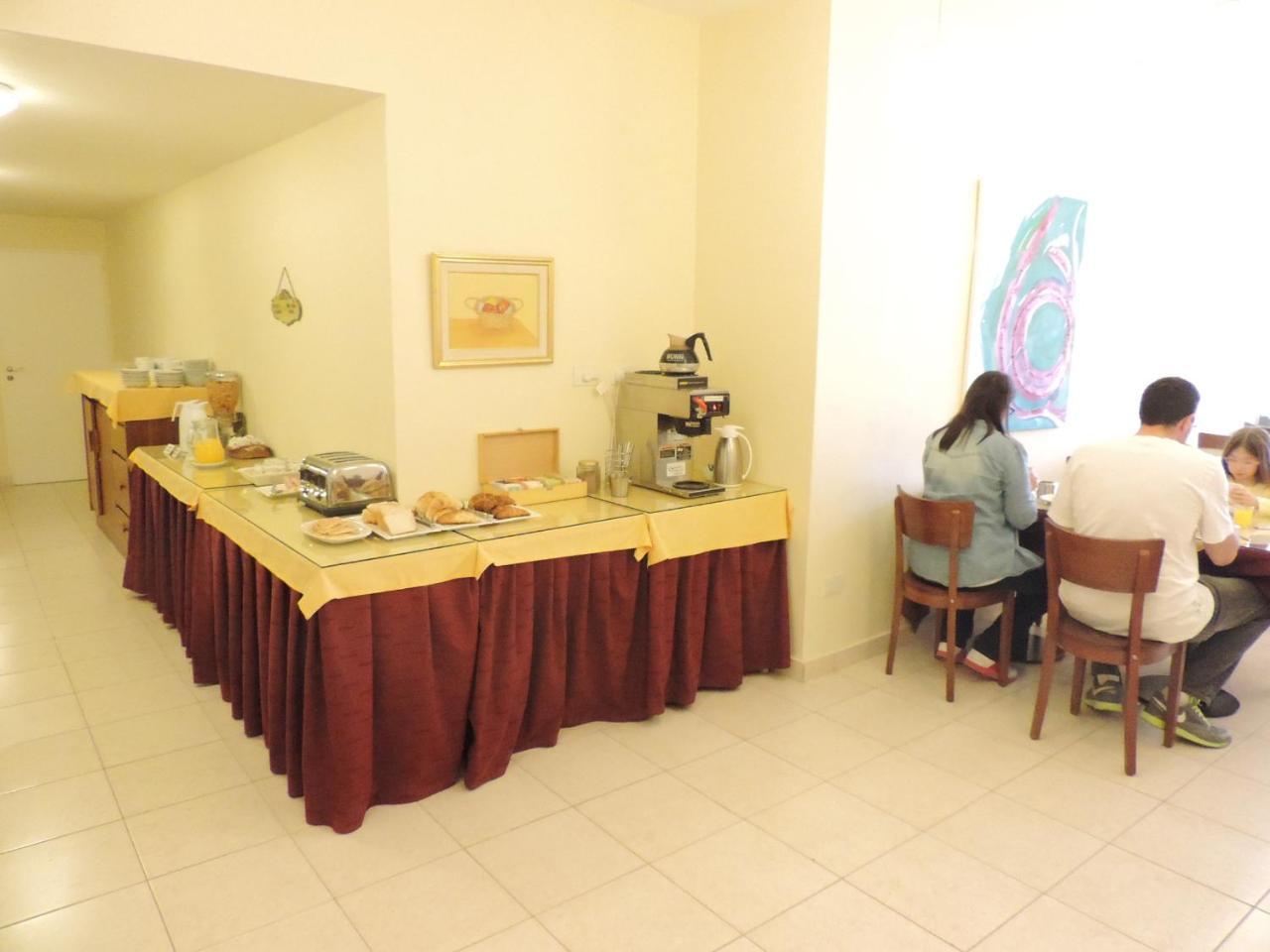 Hotel Galicia Trelew Exteriér fotografie